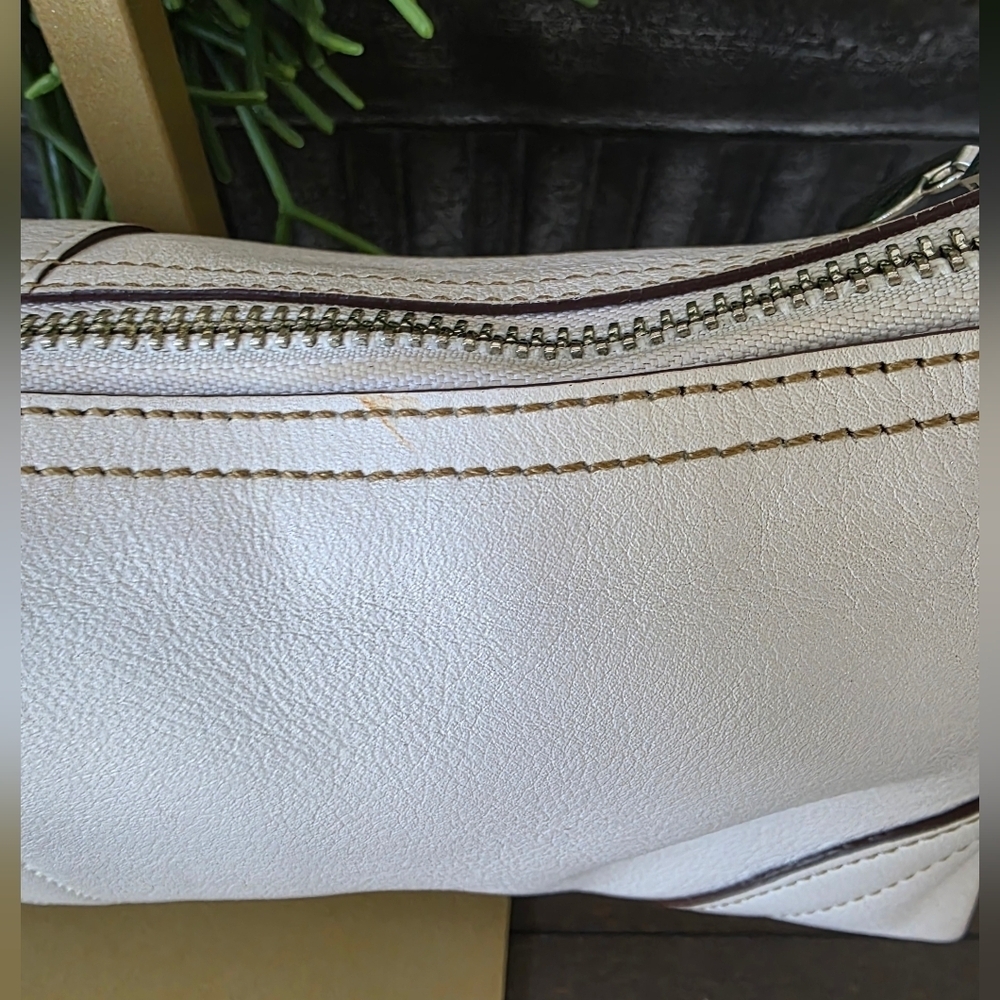 Vintage Coach Soho Leather Baguette Shoulder Bag Y2K 2005-White - Picture 6 of 15
